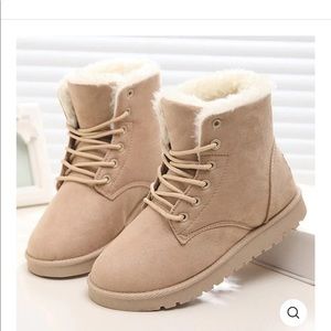 Women’s boots. Size 9.5